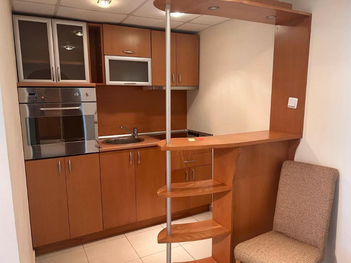Хотел Диамант Hotel Diamond Baltsjik Eksteriør bilde