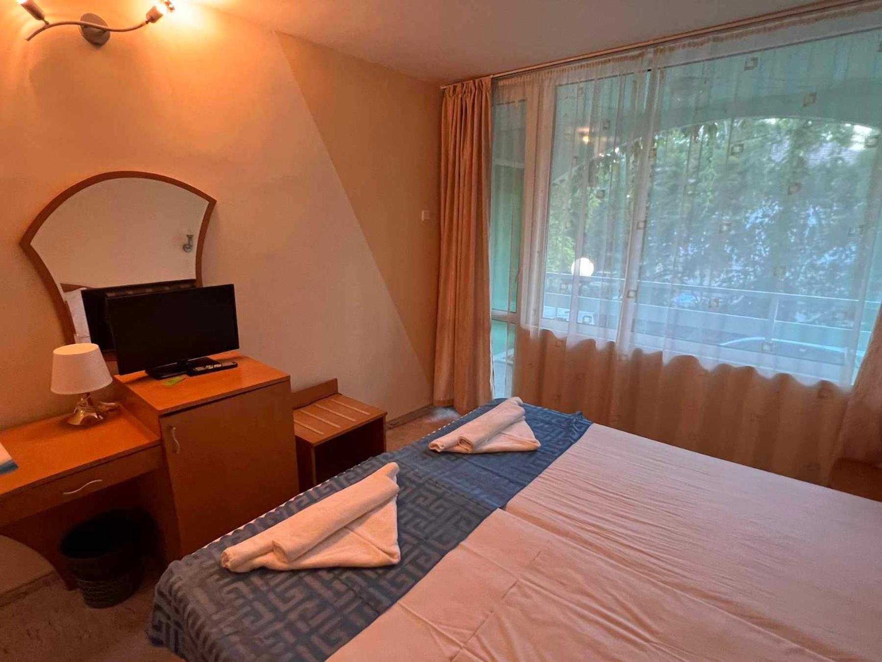 Хотел Диамант Hotel Diamond Baltsjik Eksteriør bilde