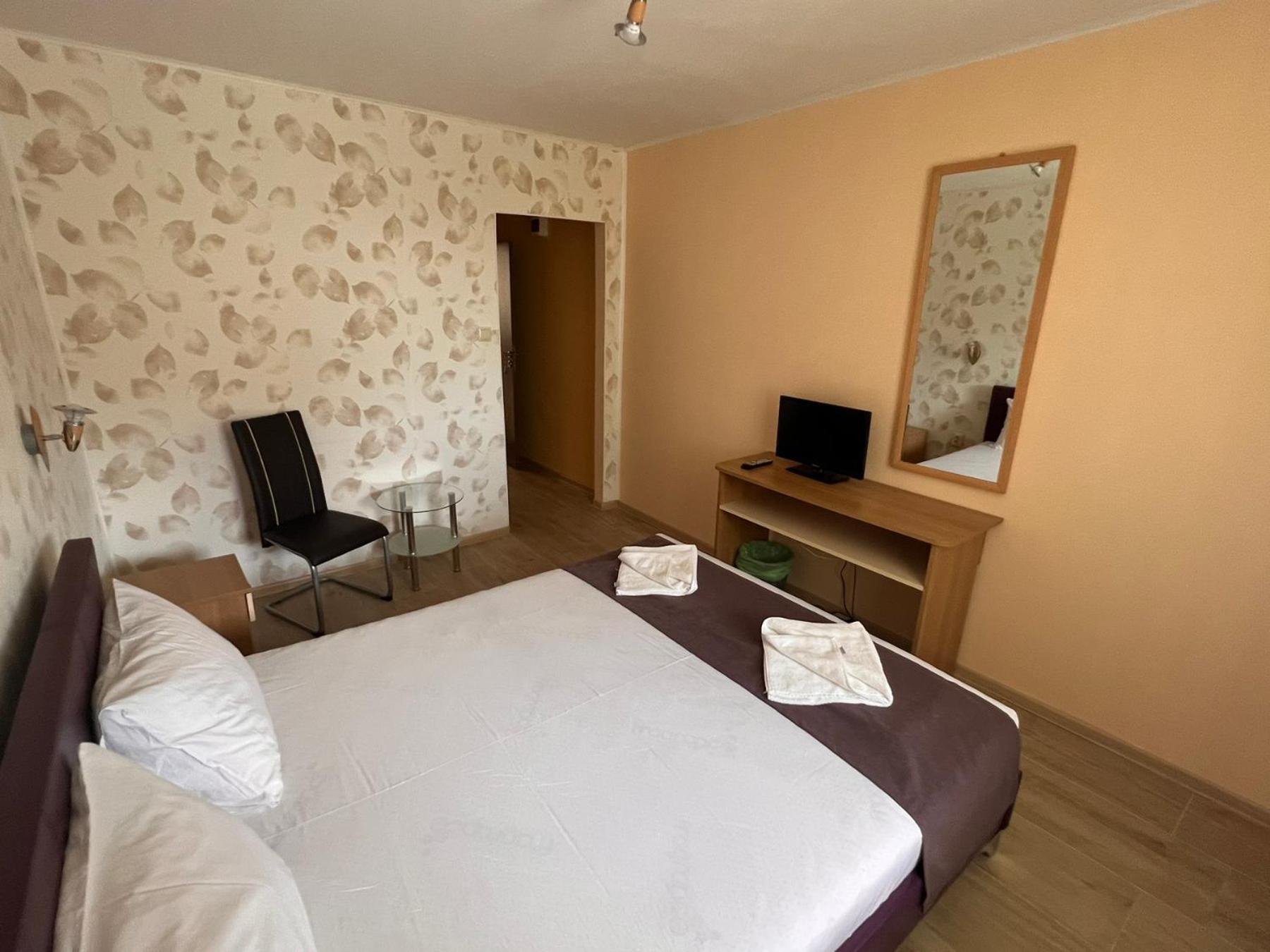 Хотел Диамант Hotel Diamond Baltsjik Eksteriør bilde
